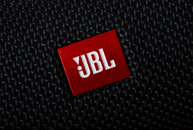 JBL BoomBox